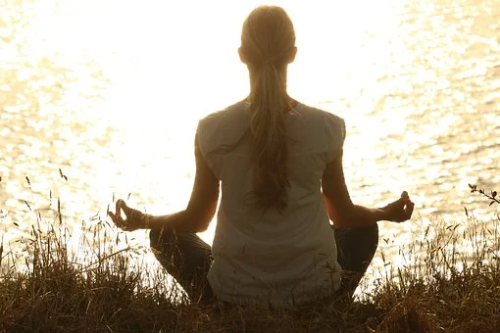 dlaczego powinniśmy medytować?